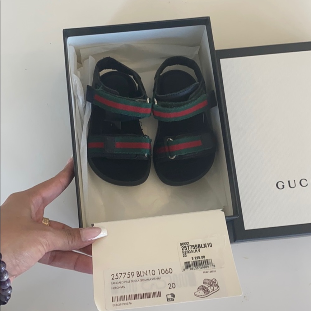 Gucci baby sandals